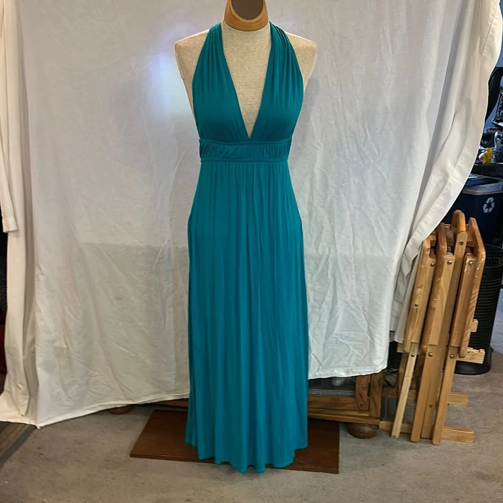 Elegant Teal Halter Maxi Dress - Picture 1 of 3